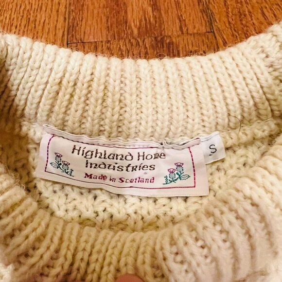 Highland Home Industries Scotland Scottish Thistle Cable Knit Aran Wool Sweater - Picture 15 of 16